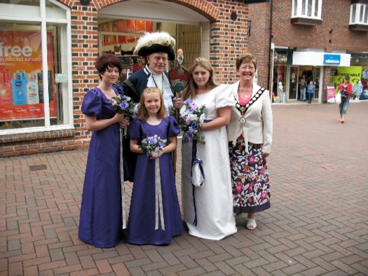 08 court Lady Mayor and Town Crier